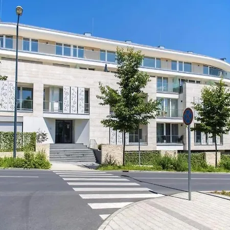 Carbona Royal 1.11 Hévíz